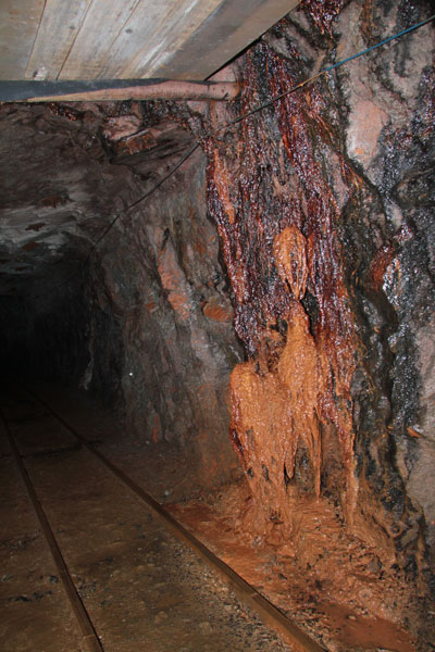 tropfsteine-bergwerk-freibe